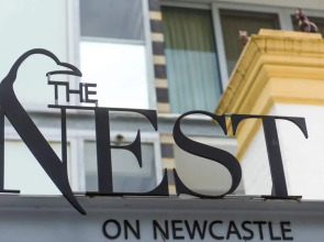 Modern Room With Rooftop Terrace Located Centrally