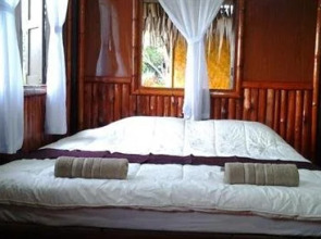 Baan Mai-Tai Sown Home Stay