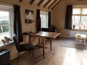 Bed & Breakfast De Lindehoek