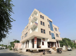 OYO 19827 Shree Ram Palace