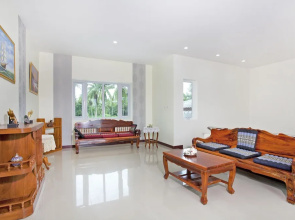 Huay Yai Manor