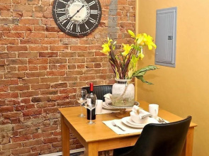 The Historical Baker Hideaway