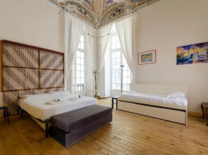 ALTIDO Artistic Flat for 7 in Genoa Historic Centre