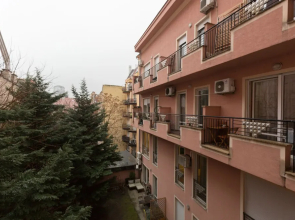 Apartment Red at Synagogue