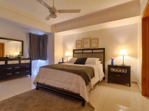 Apartamento 2BR- AC- WiFi- Safe - Smart TV- HotWater.