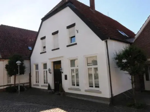 Privatvermietung B  B Das Vorderhaus