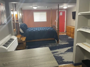 Cabins on Main Longmont
