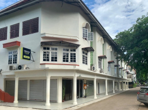 Urbanview Hotel Kansa near Harbour Bay Batam by RedDoorz