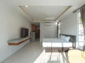 Calm and Spacious Studio View 1