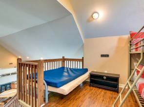 Walk to Crystal Beach: Family Home w/ Deck