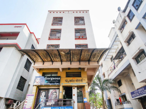 OYO 70336 Royal Orbit Blue