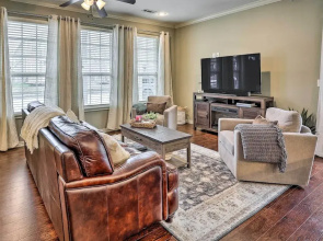 Fayetteville Home Near University of Arkansas!