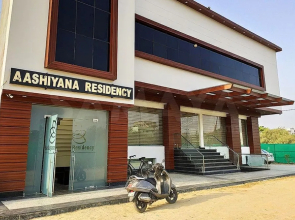 Goroomgo  Ashiyana Residency Lucknow