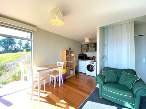 Addictive View - Lakeside Studio