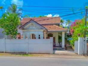 Free House Bentota