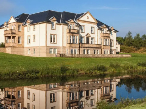 Loch Lomond Apartments at Cameron Lodges