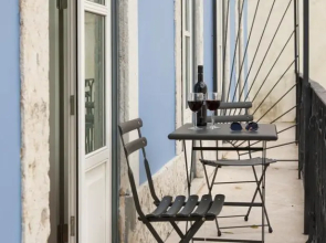 ALTIDO Downtown Blue Apartments