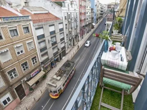 BmyGuest - 28 Tram Central Apartment