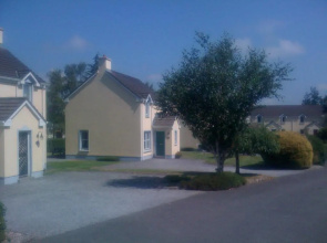 The Waterside Cottages