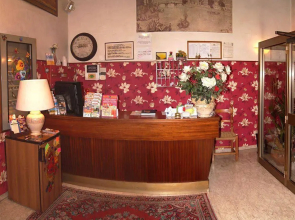Hotel Cosmos