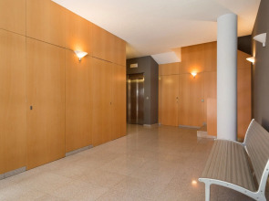 Lugaris Rambla - Apartments