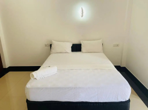 The Kingslayer Resort