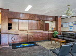 Zen Living Suites Extended Stay - Jacksonville - University Blvd