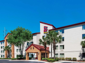 Red Roof Inn PLUS+ Gainesville