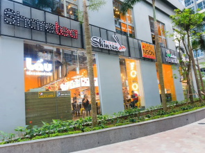 Laze Apartment SAIGON Vinhomes Central Park