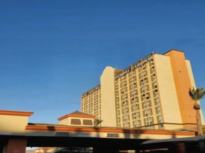 Laughlin River Lodge