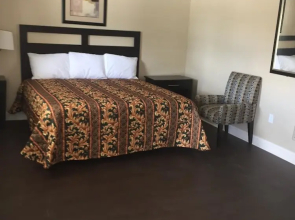 Suburban's  Lavilla Inn