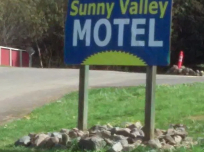 Sunny Valley Motel