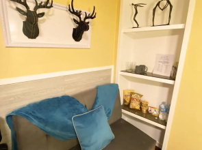 Little Norway guest house - Close to airport