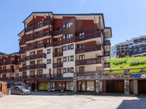 Rond Point des Pistes 28401
