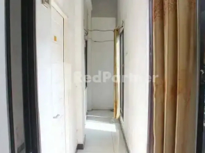 Snow White Residence near Grogol Mitra RedDoorz