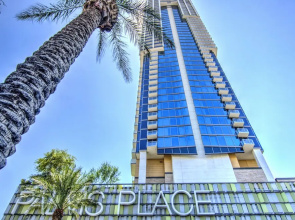 Luxury Suites at the Palms