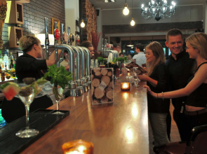 Antoinette Hotel Wimbledon