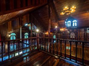 Ratmanee House