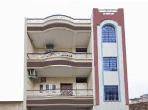 Oyo 17161 Hotel Mahalaxmi