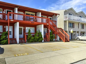 'beach Haven Condo' - Steps to Brigantine Beach!