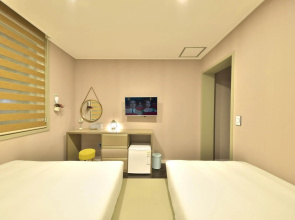 WITH U Hotel & Guesthouse