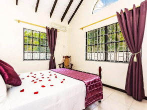Eco Bay Guesthouse