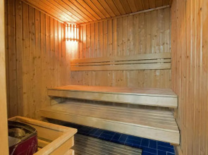 Sunday Mega Hotel Sheikh Zayed Road