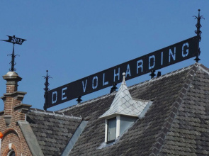 2L De Volharding