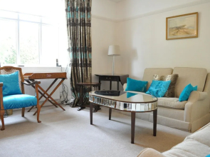 Charming 3 Bedroom House in North Oxford