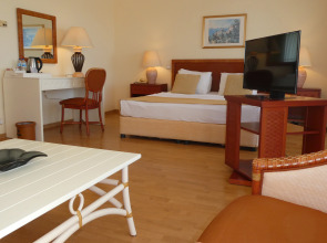 Presa Di Finica Hotel & Suites