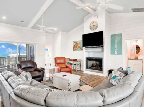 Barefeet Retreat by Southern Vacation Rentals