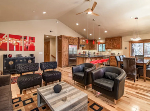 Tahoe Donner Home by RedAwning