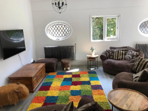 Luxury 3 Bed House Situated on the Estate of 17th Century Manor House