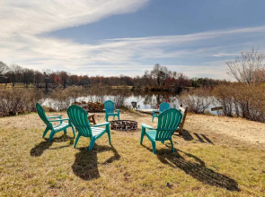 Dock + Fire Pit: Lakefront Poconos Retreat!